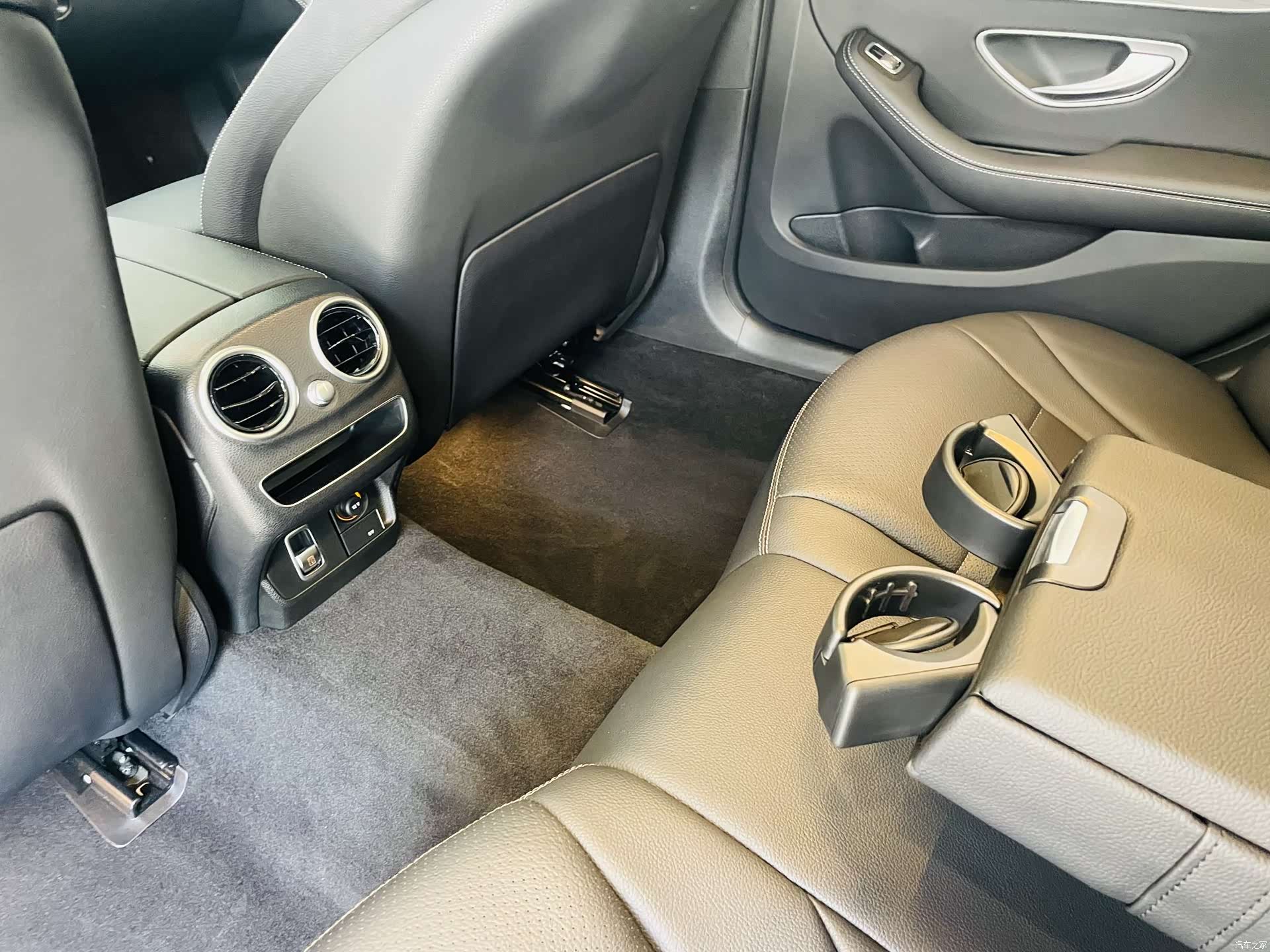Mercedes-Benz C-Class, 2021 10