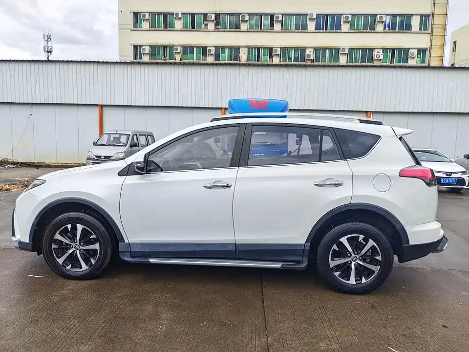 Toyota RAV4 Rongfang