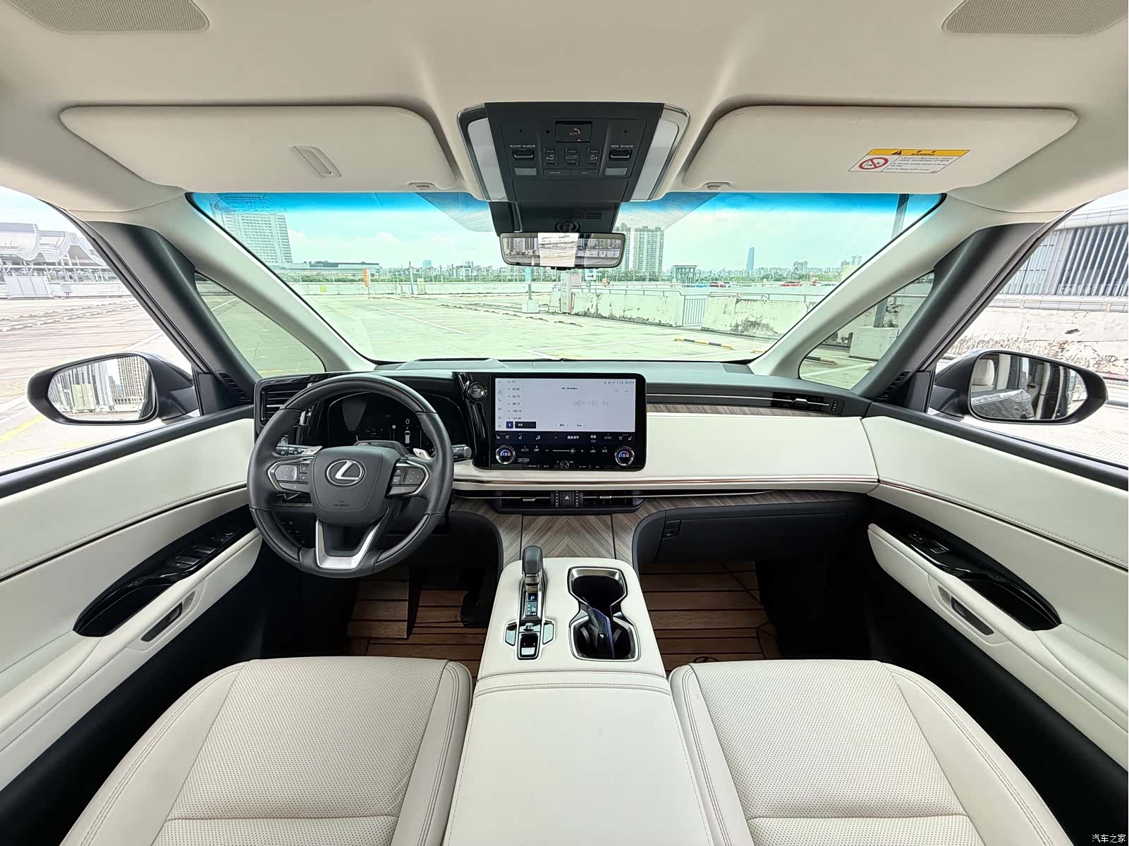 Lexus LM, 2024 9
