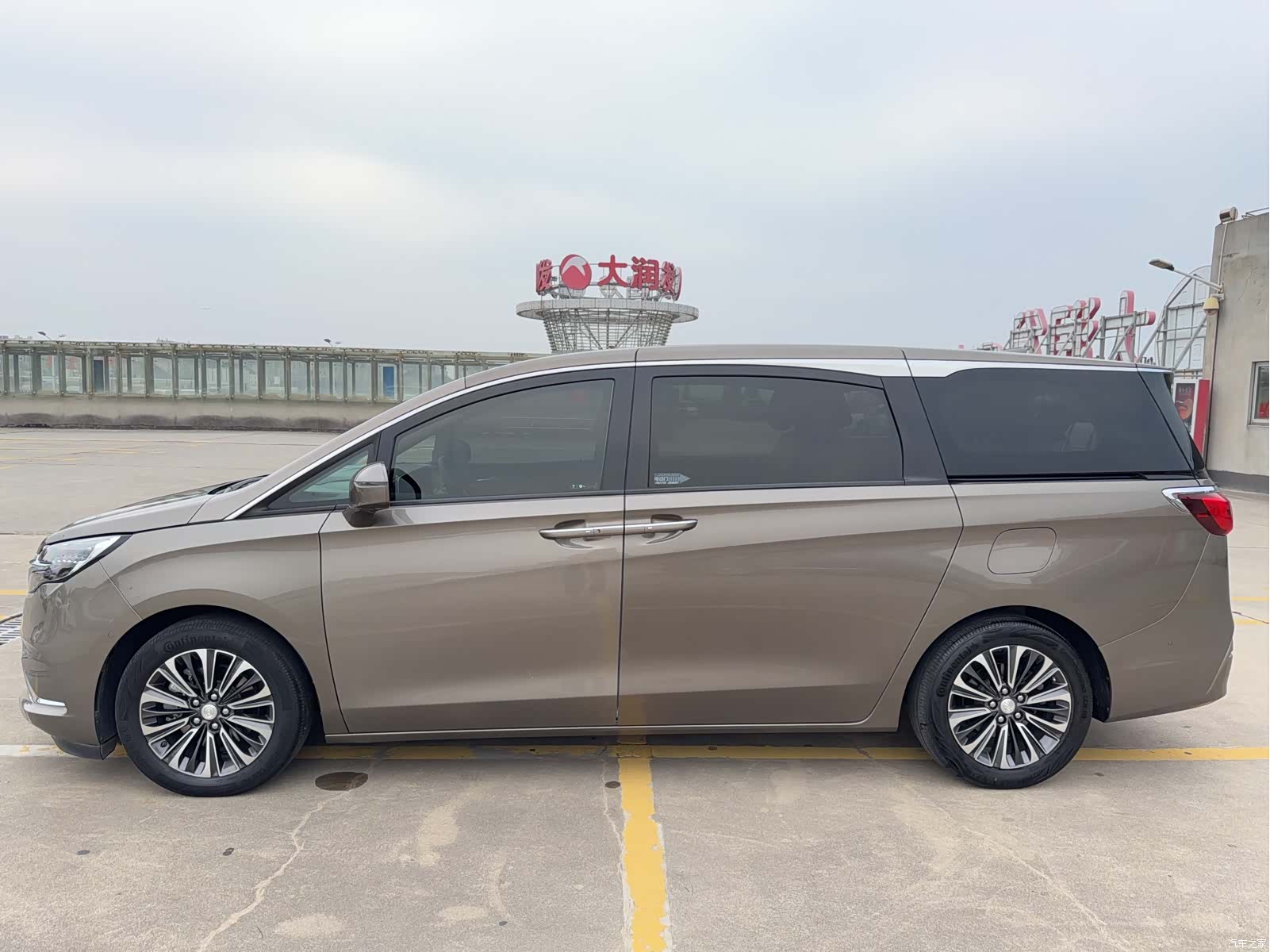 Buick GL8, 2020 7
