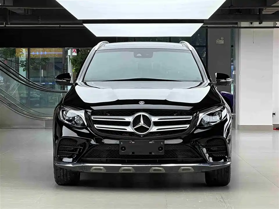 Mercedes-Benz GLC Mercedes-Benz GLC