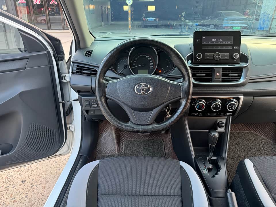 Toyota YARiS L Zhixuan Toyota YARiS L Zhixuan