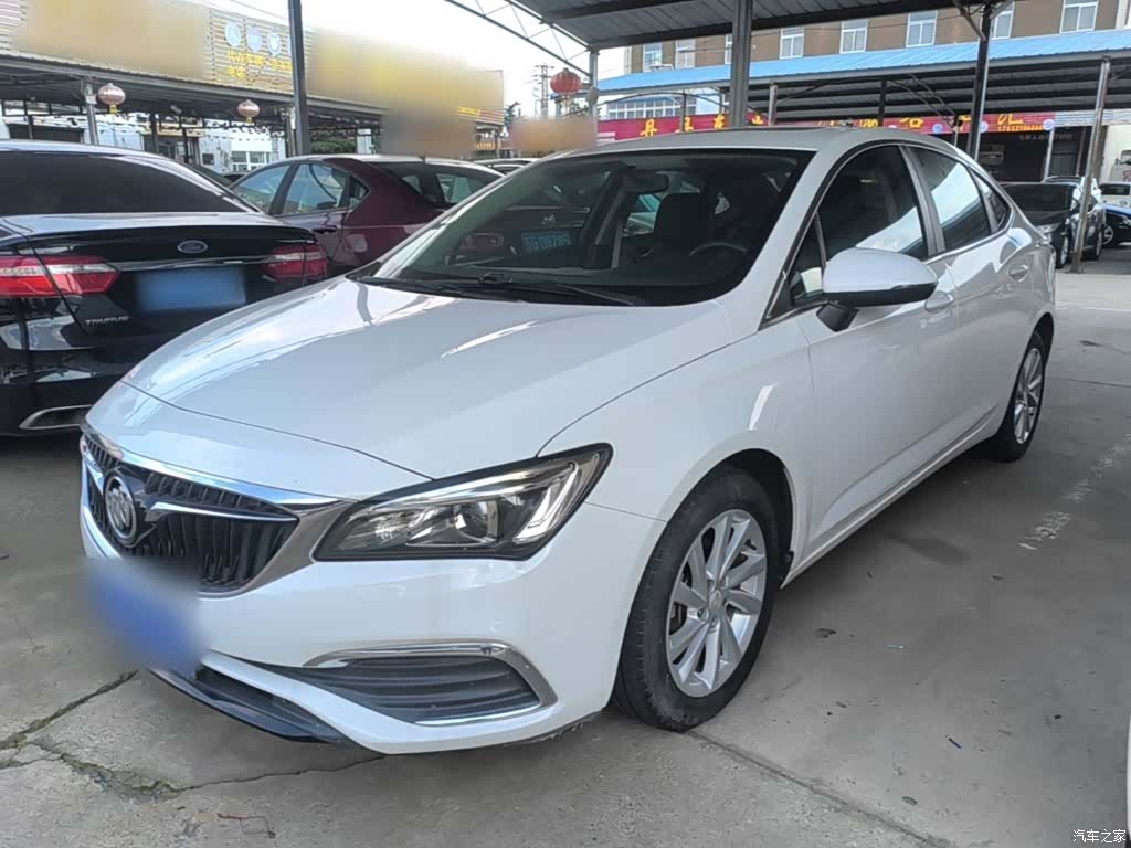 Buick Verano, 2017 1