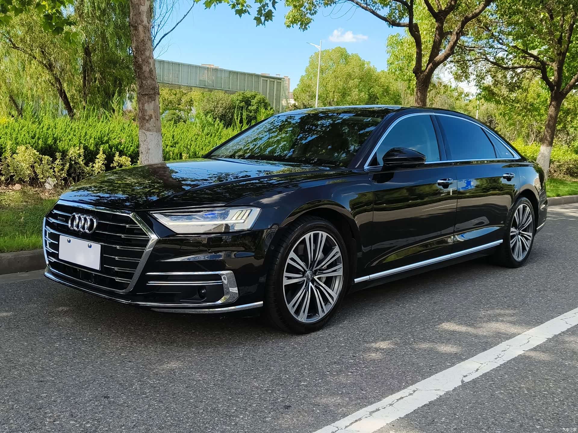 Audi A8L, 2020 1