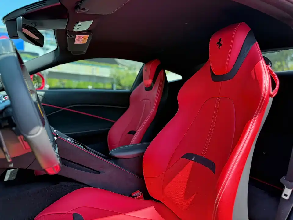 Ferrari Roma