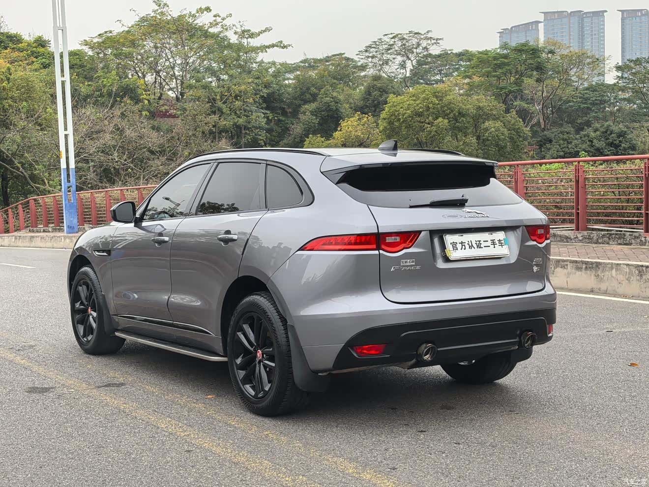 Jaguar F-PACE, 2020 21