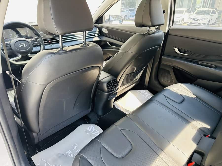 Hyundai Elantra 2024, фото 10