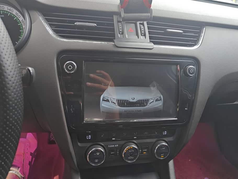 Skoda Octavia Skoda Octavia