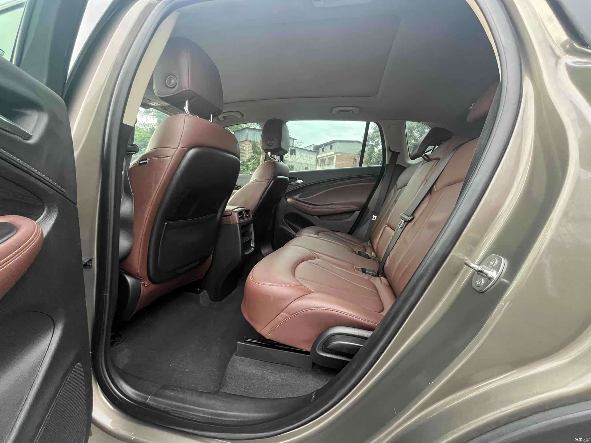 Buick Envision Plus, 2017 все фото