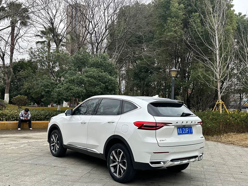 Haval F7