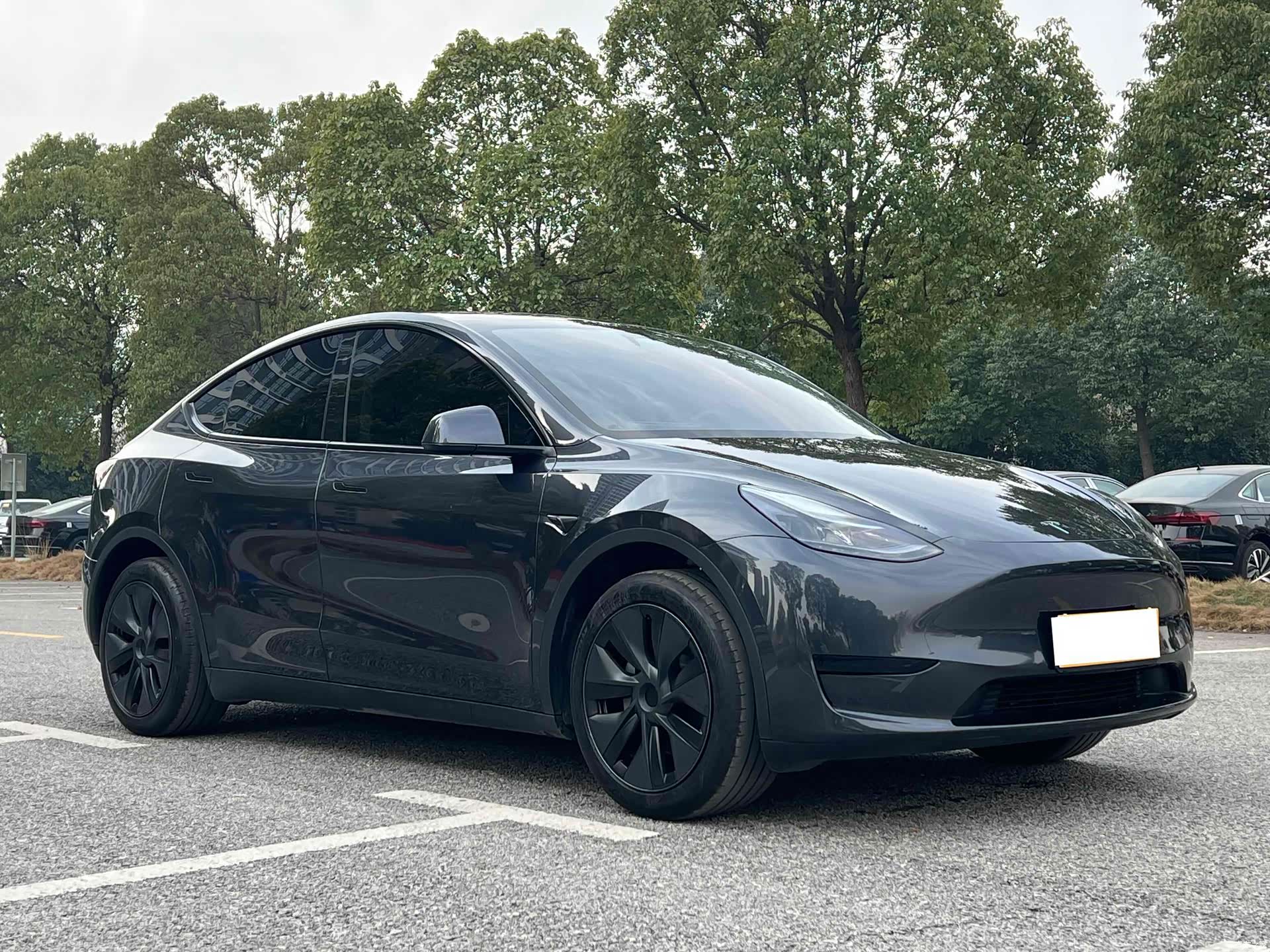 Tesla Model Y, 2024 3