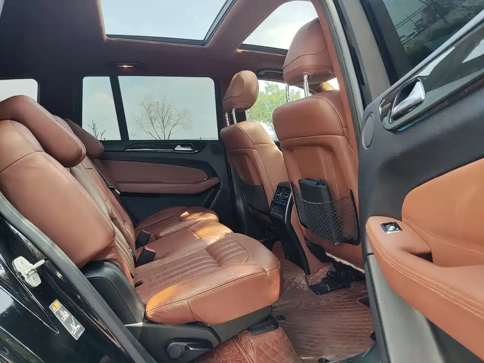 Mercedes-Benz GLS Mercedes-Benz GLS