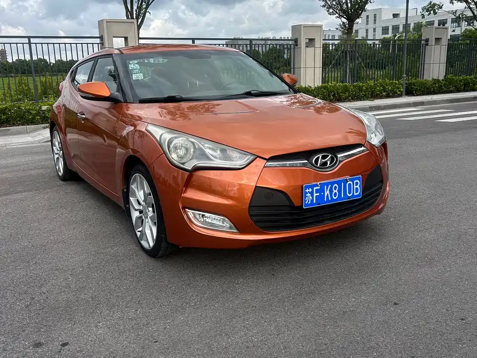 Hyundai Veloster