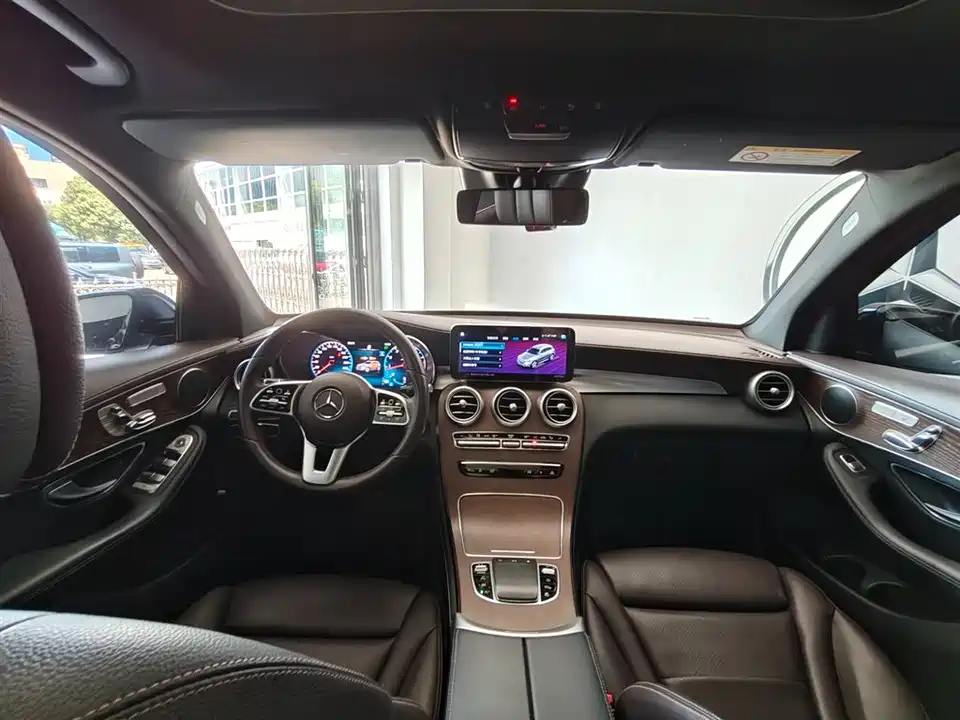 Mercedes-Benz GLC Mercedes-Benz GLC