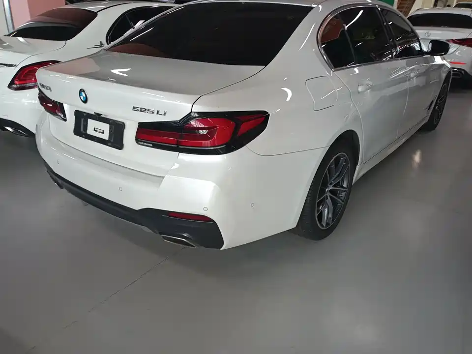 BMW 5 series BMW 5 series