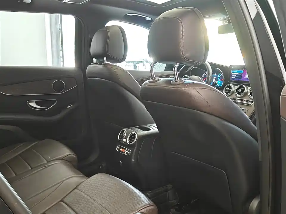 Mercedes-Benz GLC Mercedes-Benz GLC