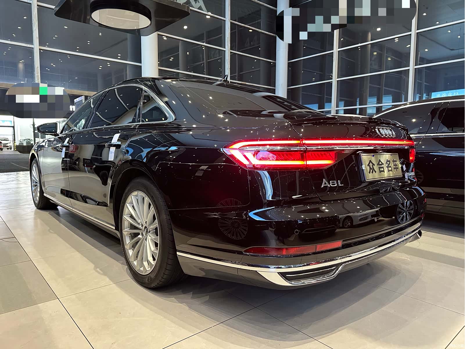 Audi A8L, 2019 4