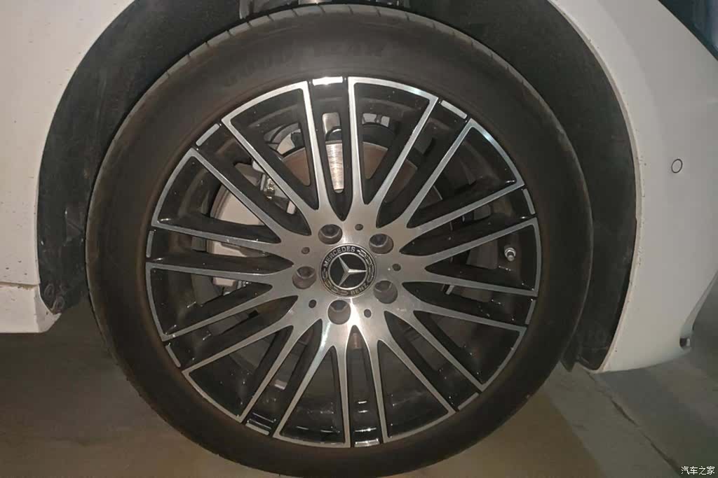 Mercedes-Benz C-Class, 2026 6