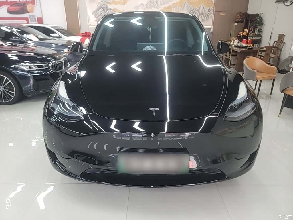 Tesla Model Y, 2024 3