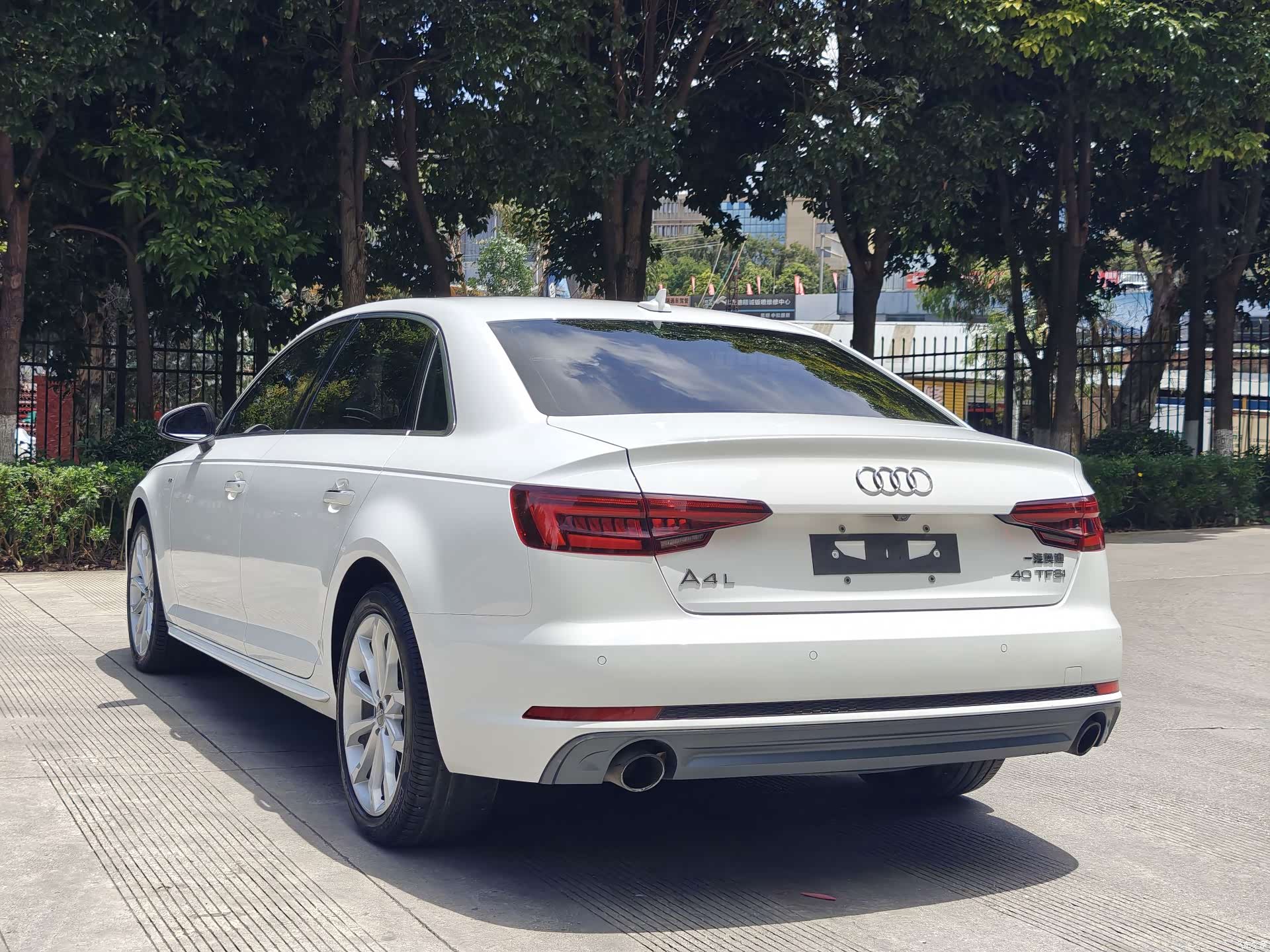 Audi A4L, 2018 10