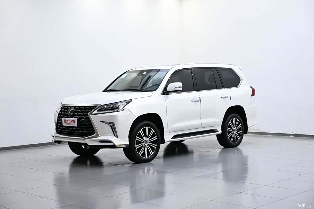Lexus LX, 2019 1