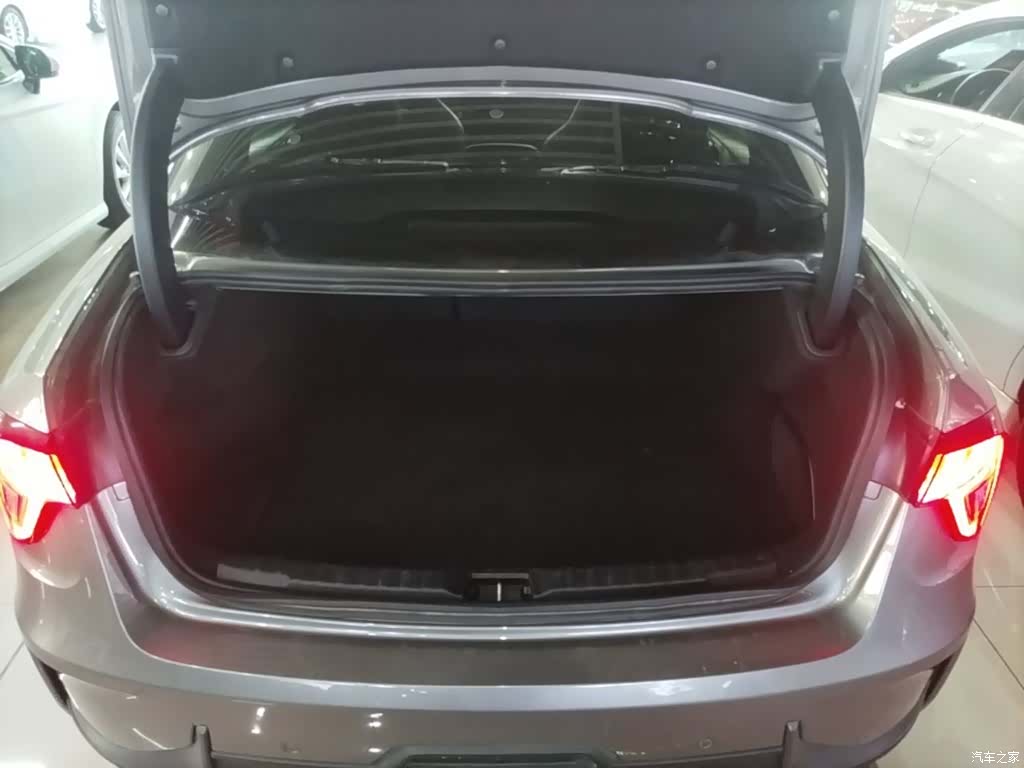 Lynk & Co 02, 2021 19