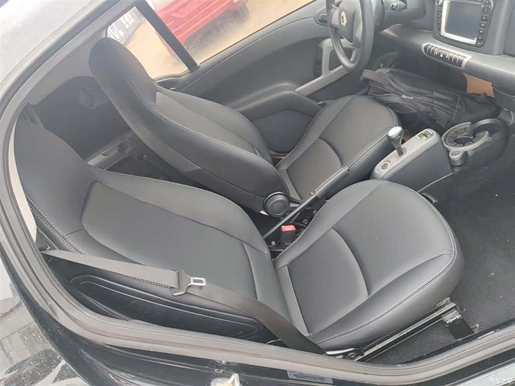 Smart Fortwo, 2014 25