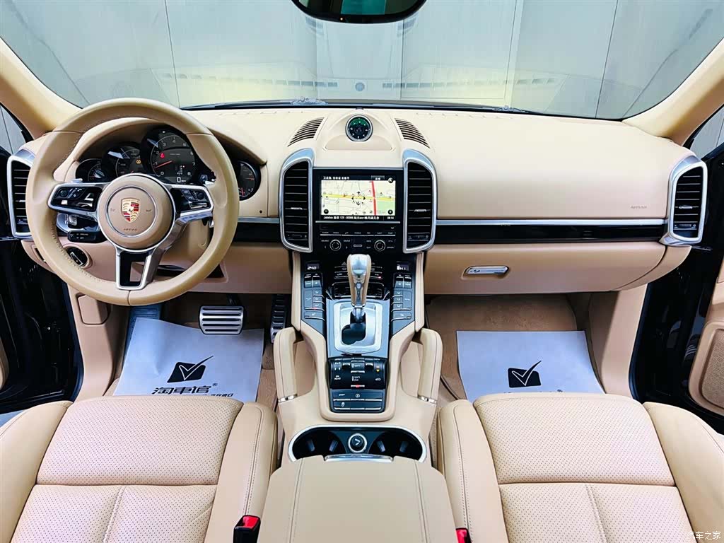 Porsche Cayenne, 2015 9