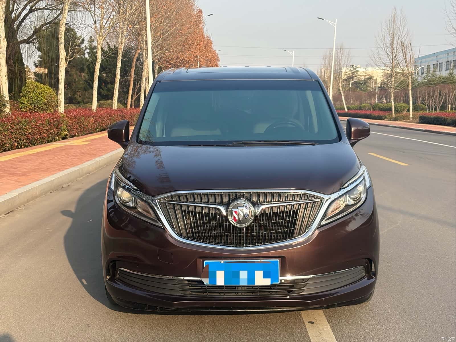 Buick GL8, 2018 1