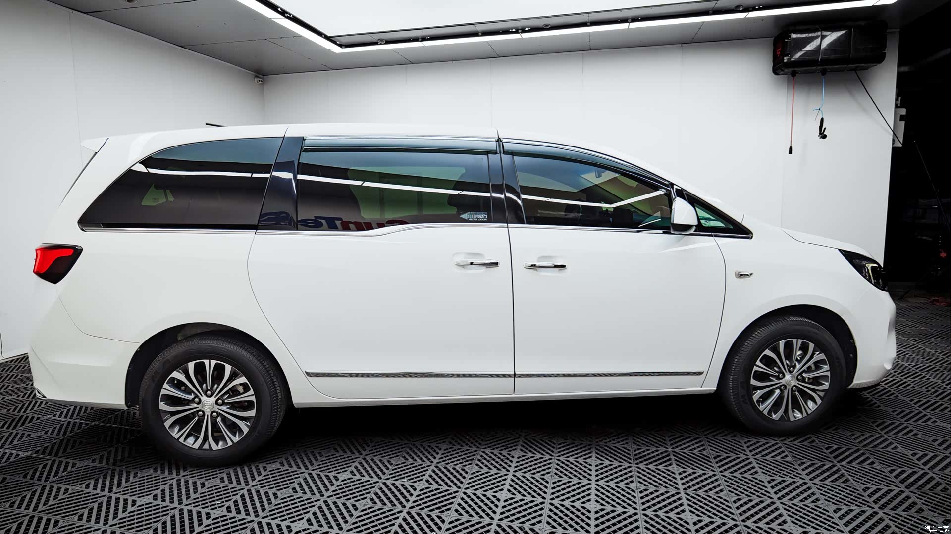 Buick GL8, 2022 12