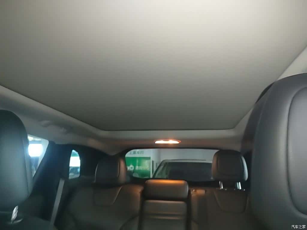 Jeep Cherokee, 2018 18
