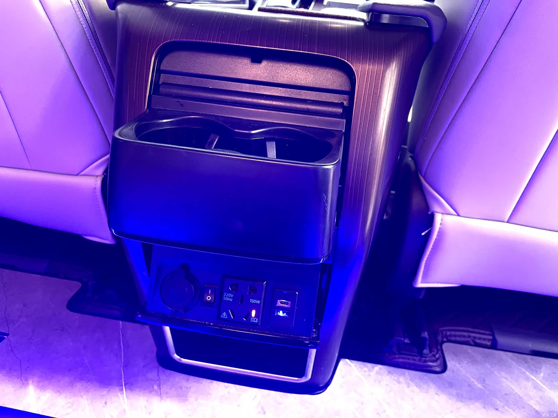 Toyota Granvia, 2025 26