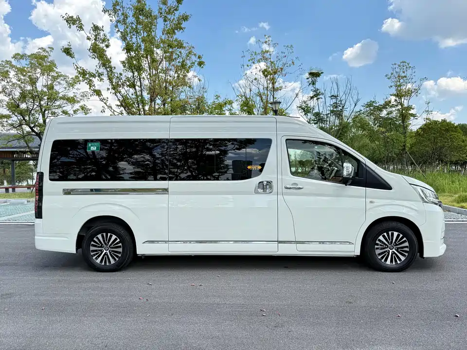 Toyota HIACE Toyota HIACE