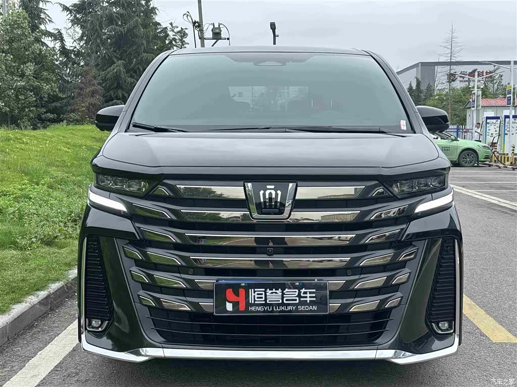Toyota Vellfire, 2024 2