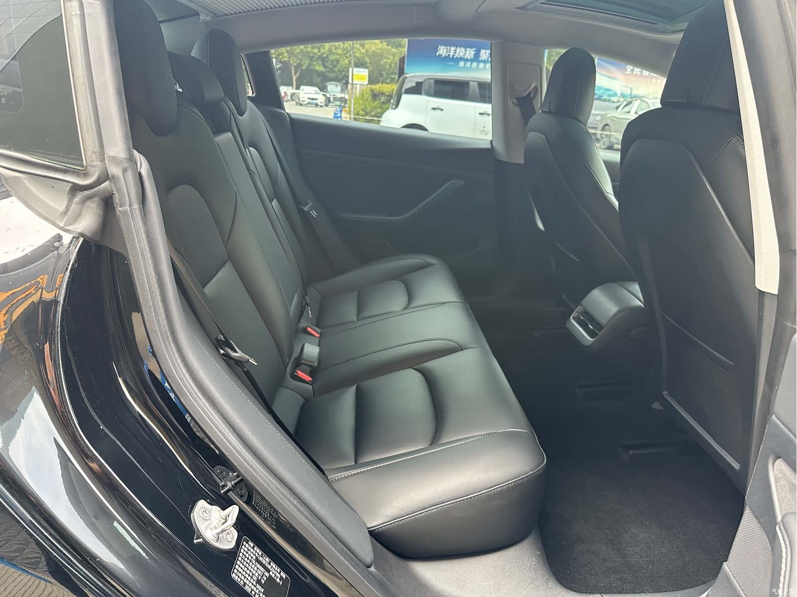 Tesla Model 3, 2020 28