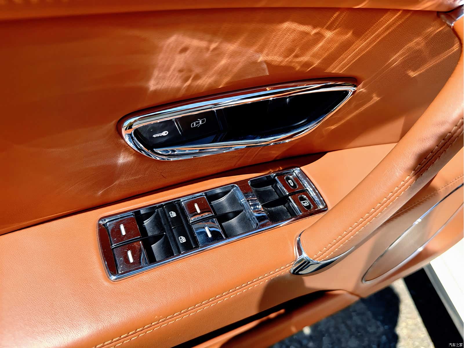 Bentley Flying Spur, 2020 41
