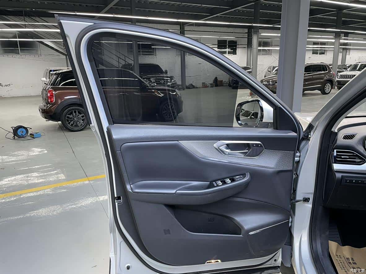 BAIC X7, 2021 12
