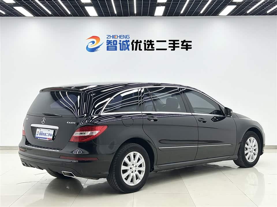 Mercedes-Benz R-class