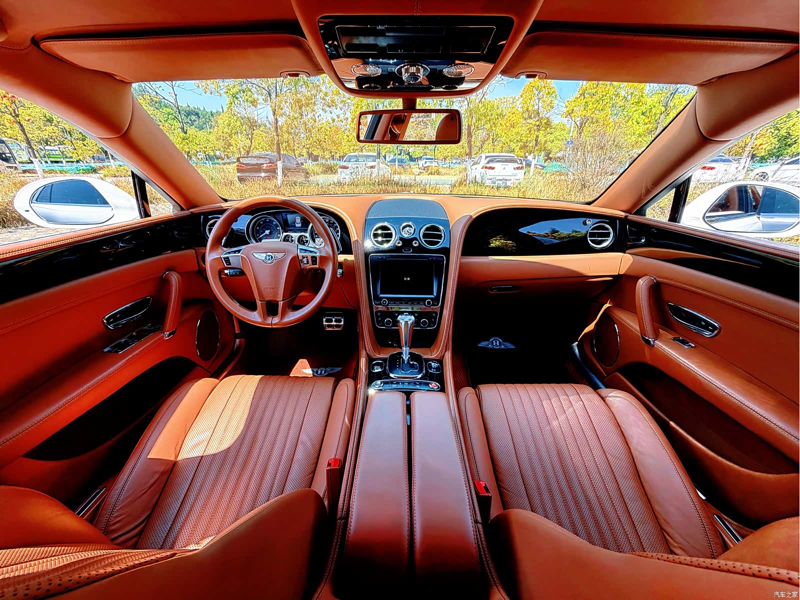 Bentley Flying Spur, 2020 44