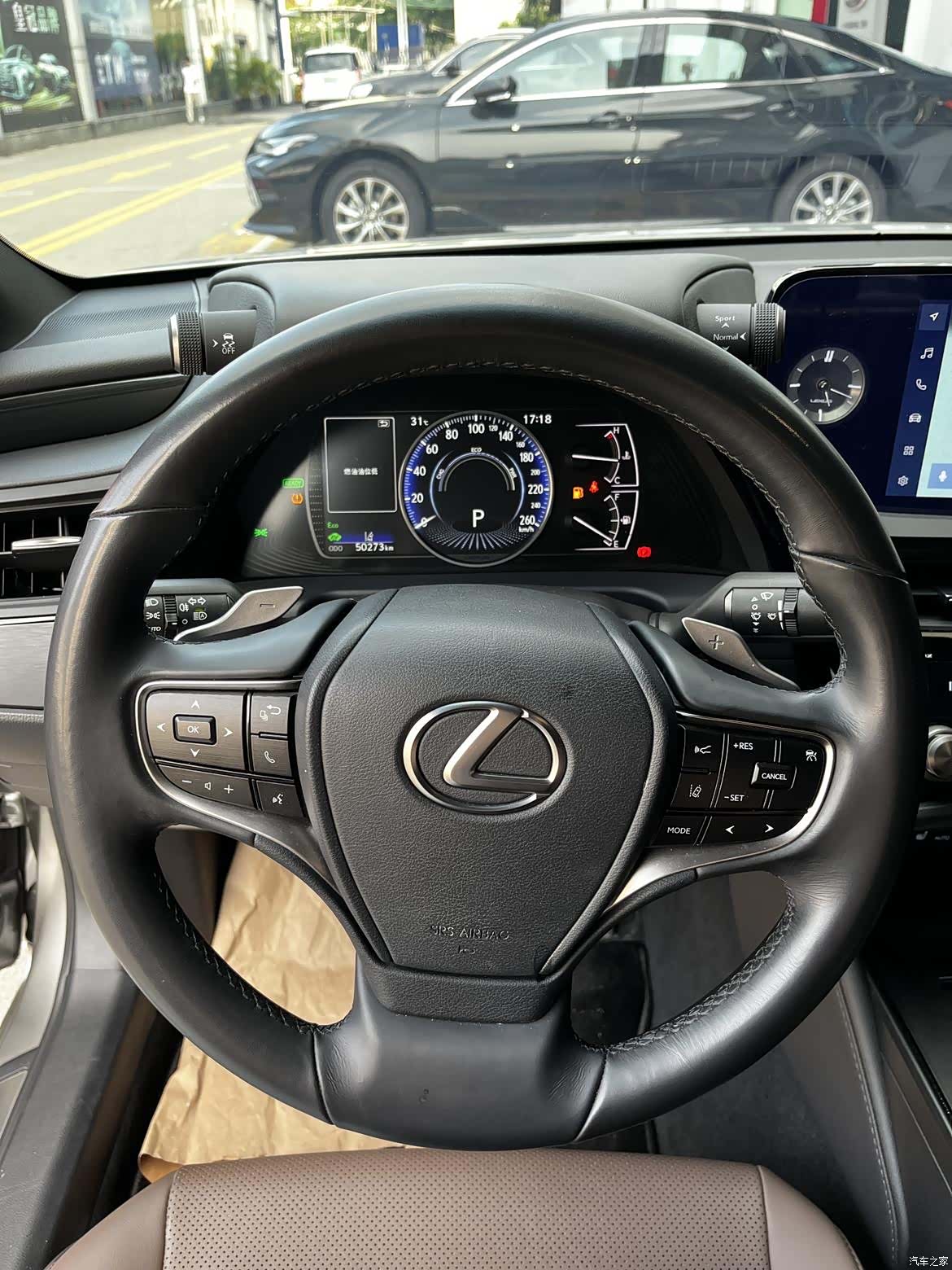Lexus ES, 2023 17