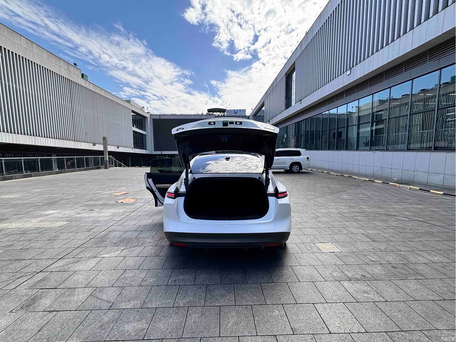 NIO ET5, 2023 16