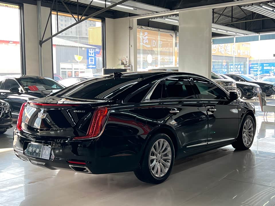 Cadillac XTS