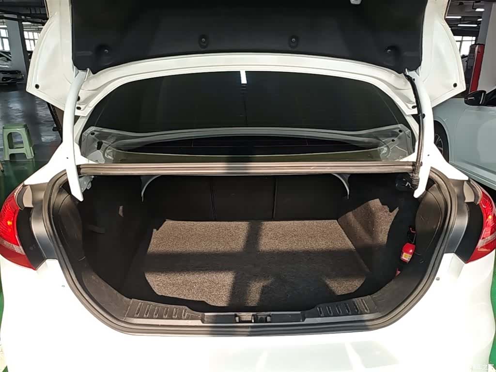 Ford Focus, 2015 19