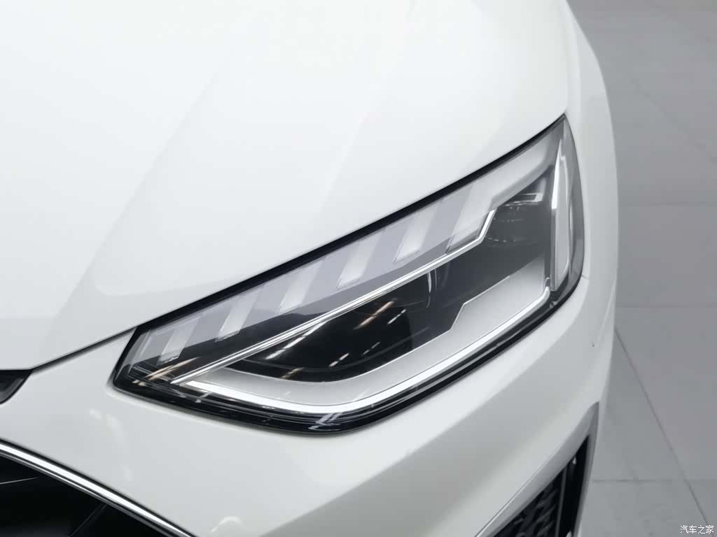 Audi A4L, 2020 7