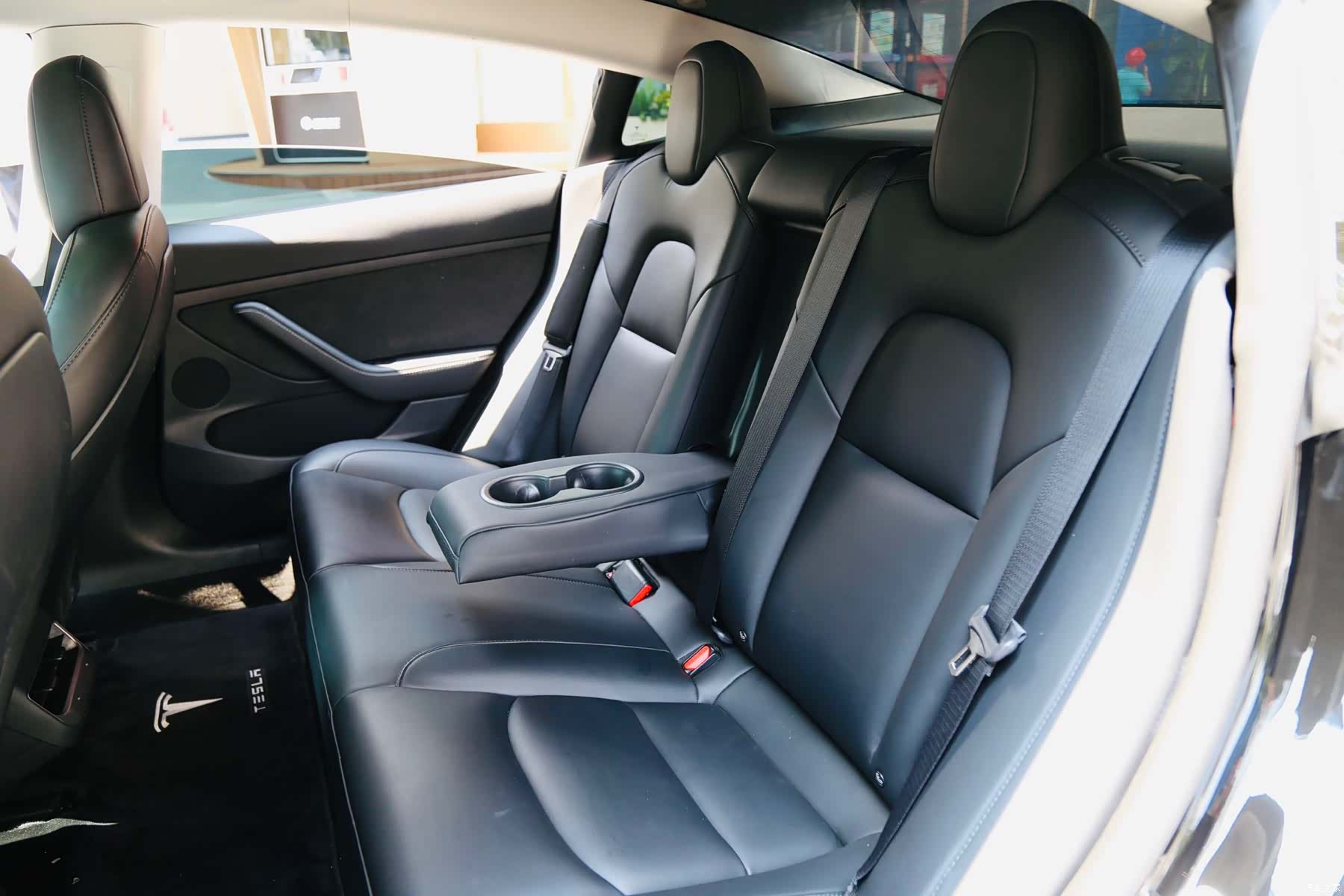 Tesla Model 3, 2021 9