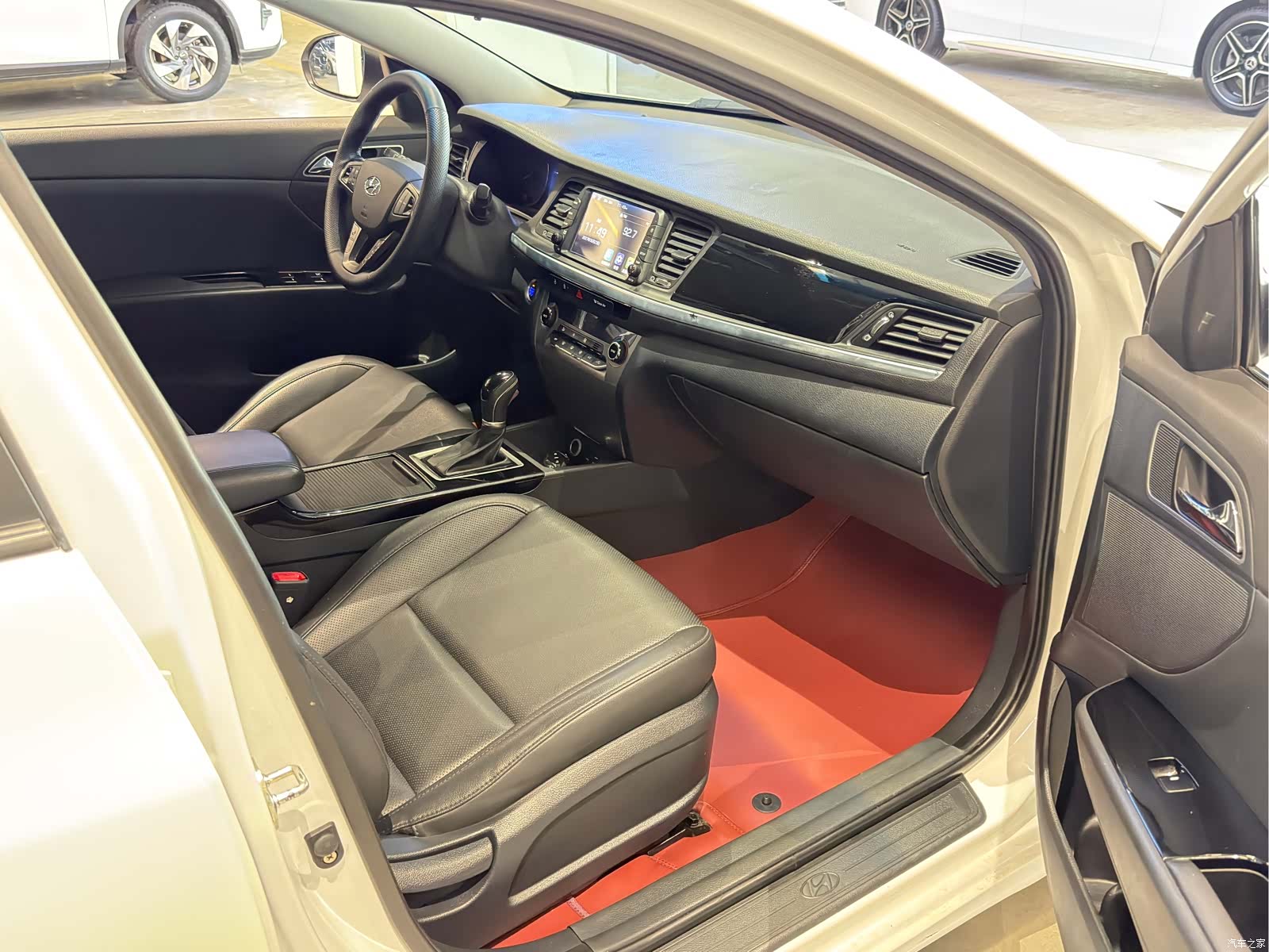 Hyundai GLS, 2017 9