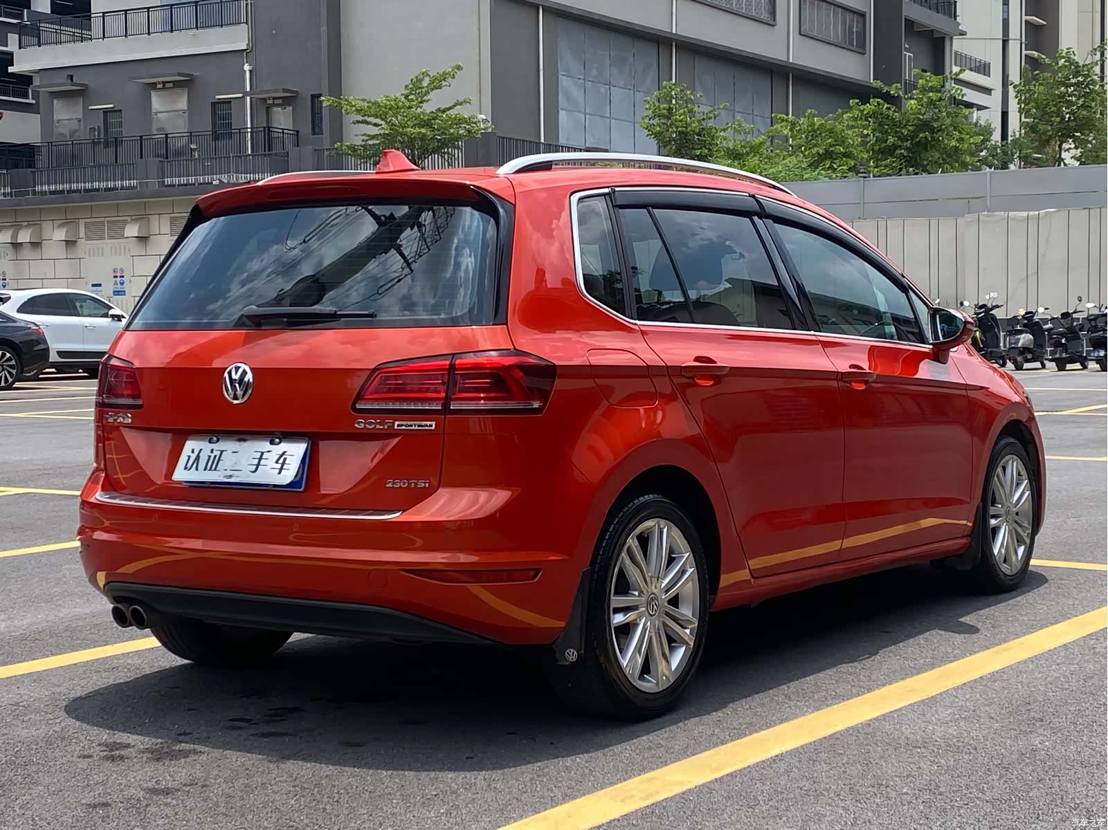 Volkswagen Golf, 2018 все фото