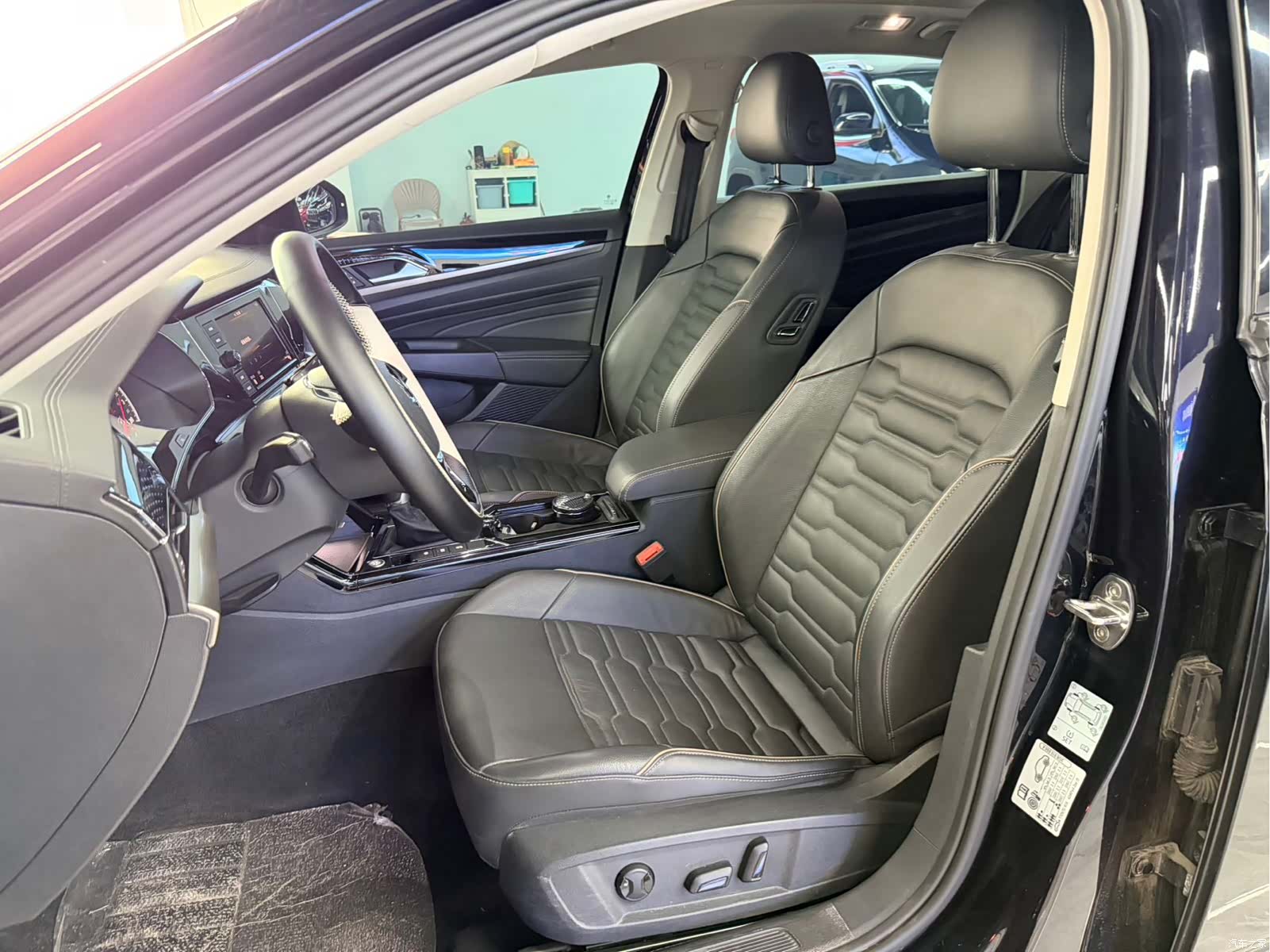Volkswagen Passat, 2019 10