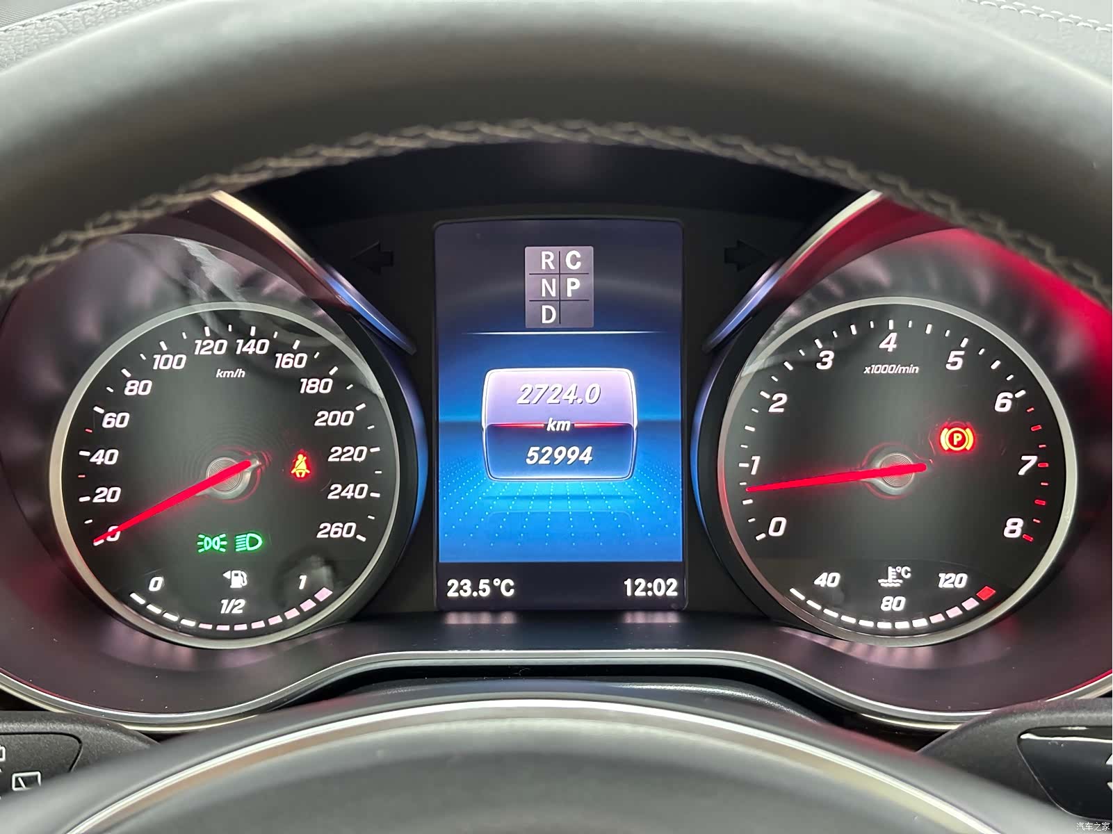 Mercedes-Benz V-Class, 2023 20