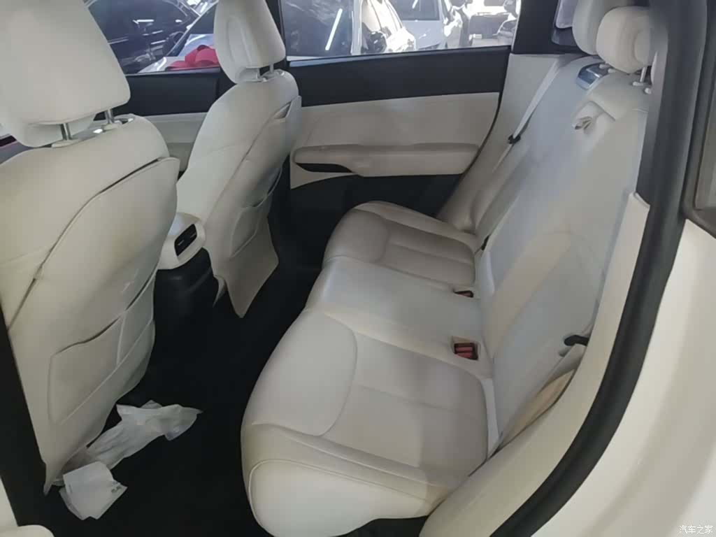 Xpeng G6, 2023 17